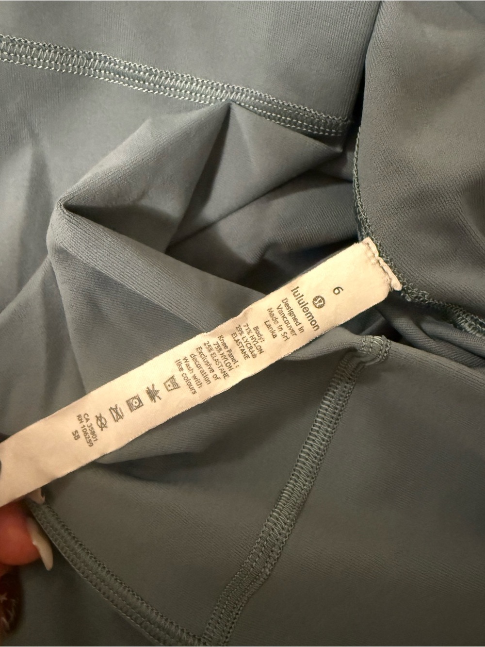 lululemon athletica leggings - Picture 4 of 4